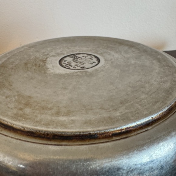 Revere Ware 4 Qt  Sauce Pan 93, Clinton, Illinois - Picture 9 of 10